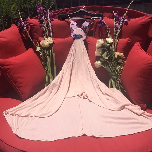 selfie leslie Dresses & Skirts - 💜NWT Selfie Leslie Peach/Violet Maxi Dress XS💜